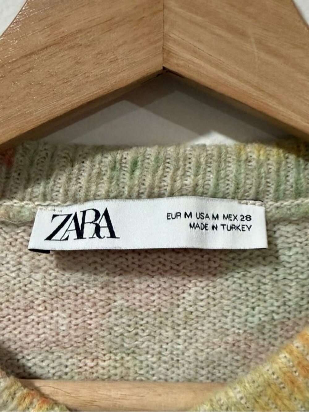 ZARA Floral Knit Cardigan Pearl Detail Size M - Picture 6 of 11
